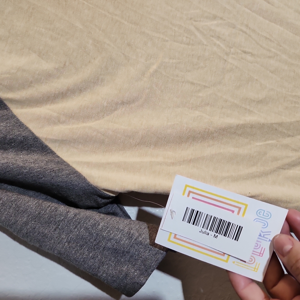 LULAROE Medium Julia Heathered Mustard Dress - Picture 4 of 7